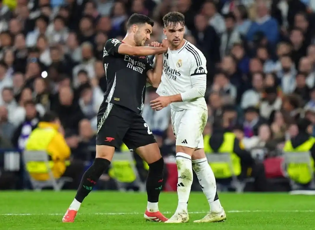 爱游戏官网入口-阿贾克斯再次淘汰皇马，欧冠瞩目之战