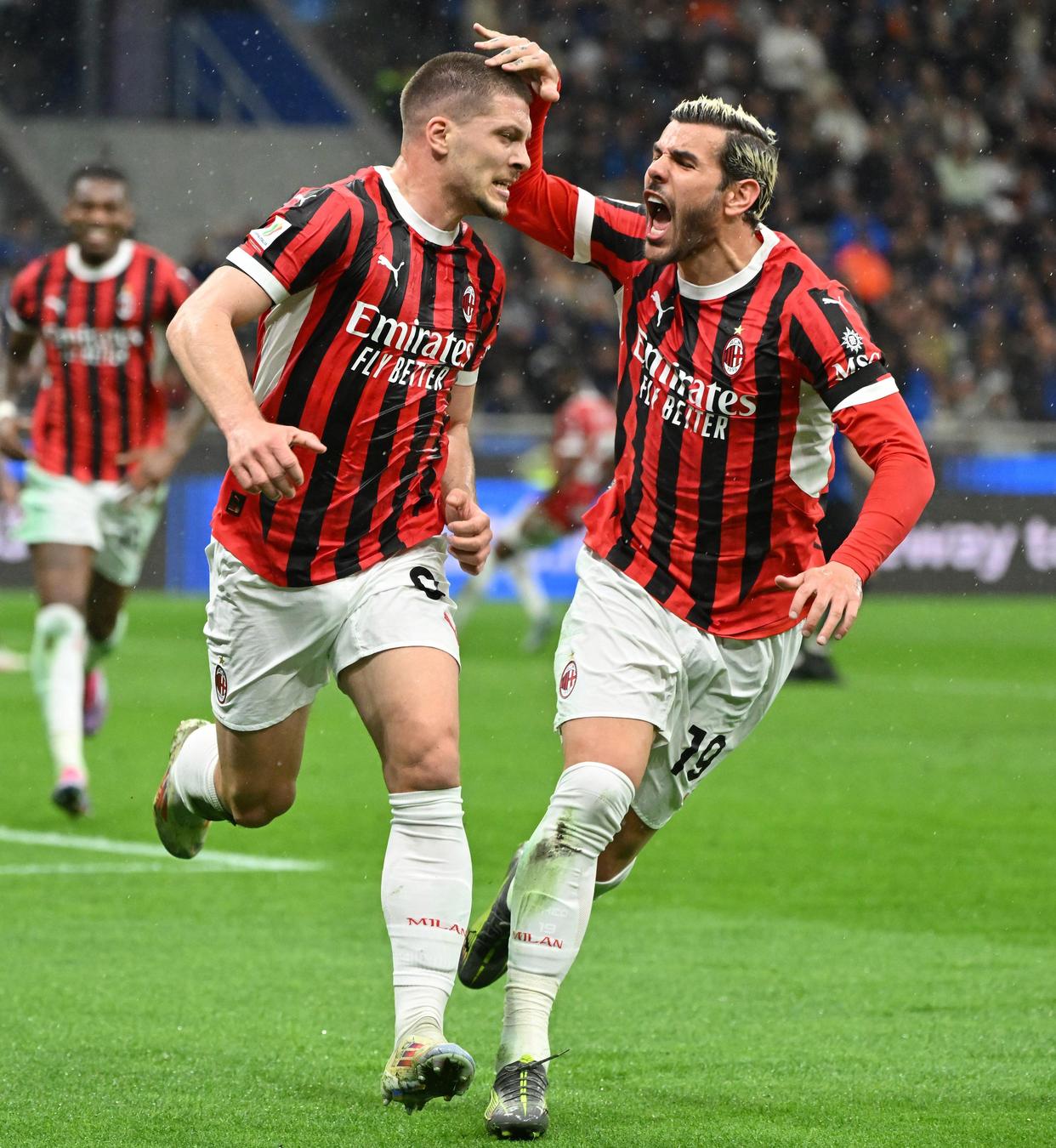 意大利阵容稳定，赢得比赛晋级下一轮的简单介绍