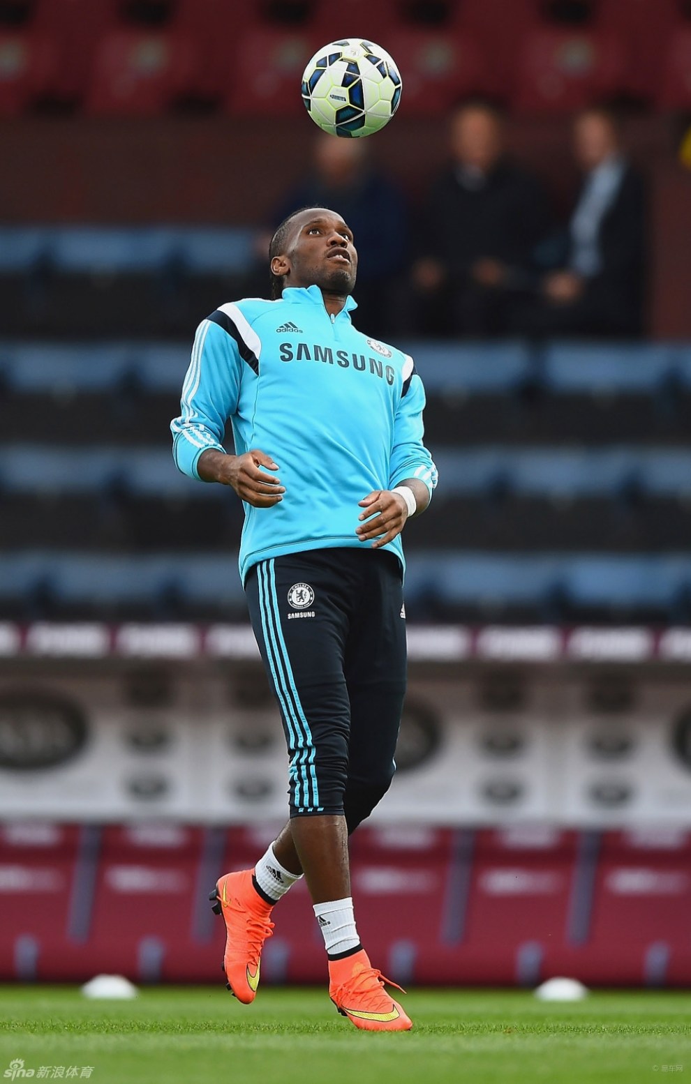 爱游戏app下载地址-包含切尔西客场逼平伯恩利，保持不败纪录的词条