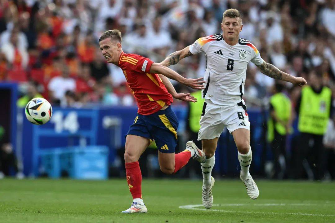 西班牙力压敌人，斩获半决赛资格