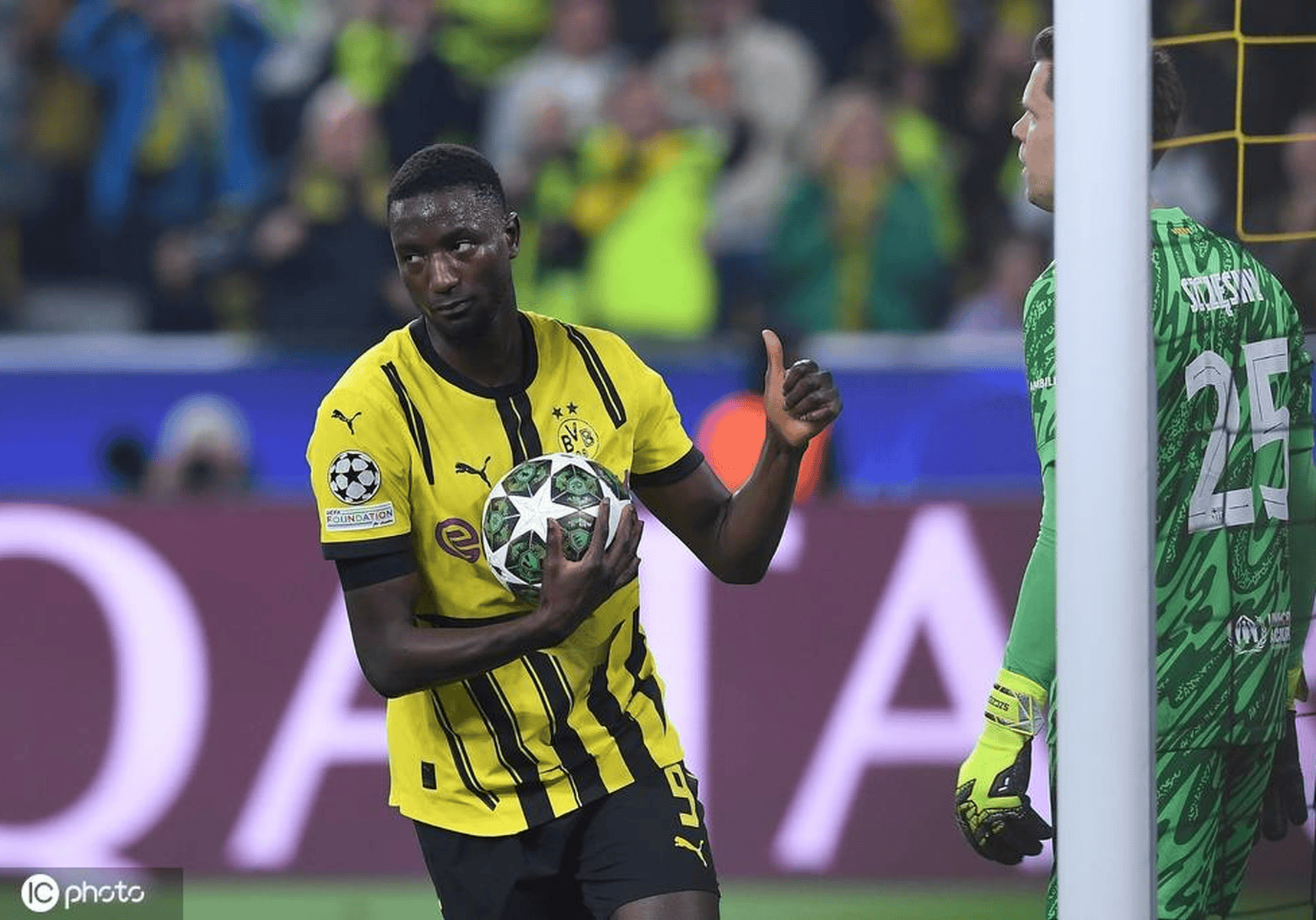 爱游戏官网入口-多特蒙德主场失利，球迷心情低落