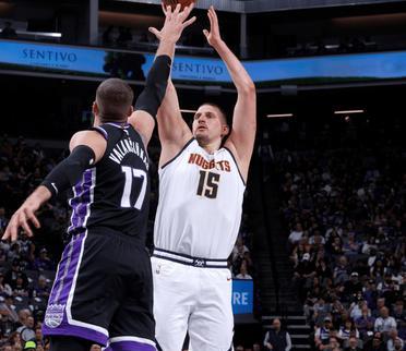 爱游戏app下载地址-尼克斯险胜！普林斯发挥出色帮助球队战胜对手的简单介绍