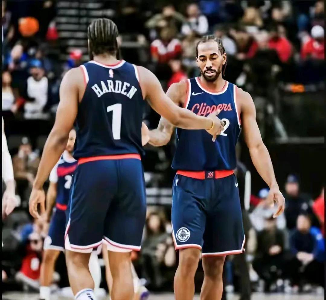 太阳客场不敌快船，球队遭遇背靠背失利