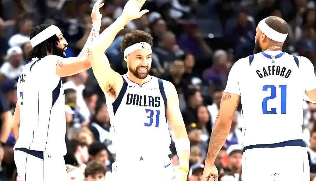 黄蜂客场逆转独行侠，球队士气大振