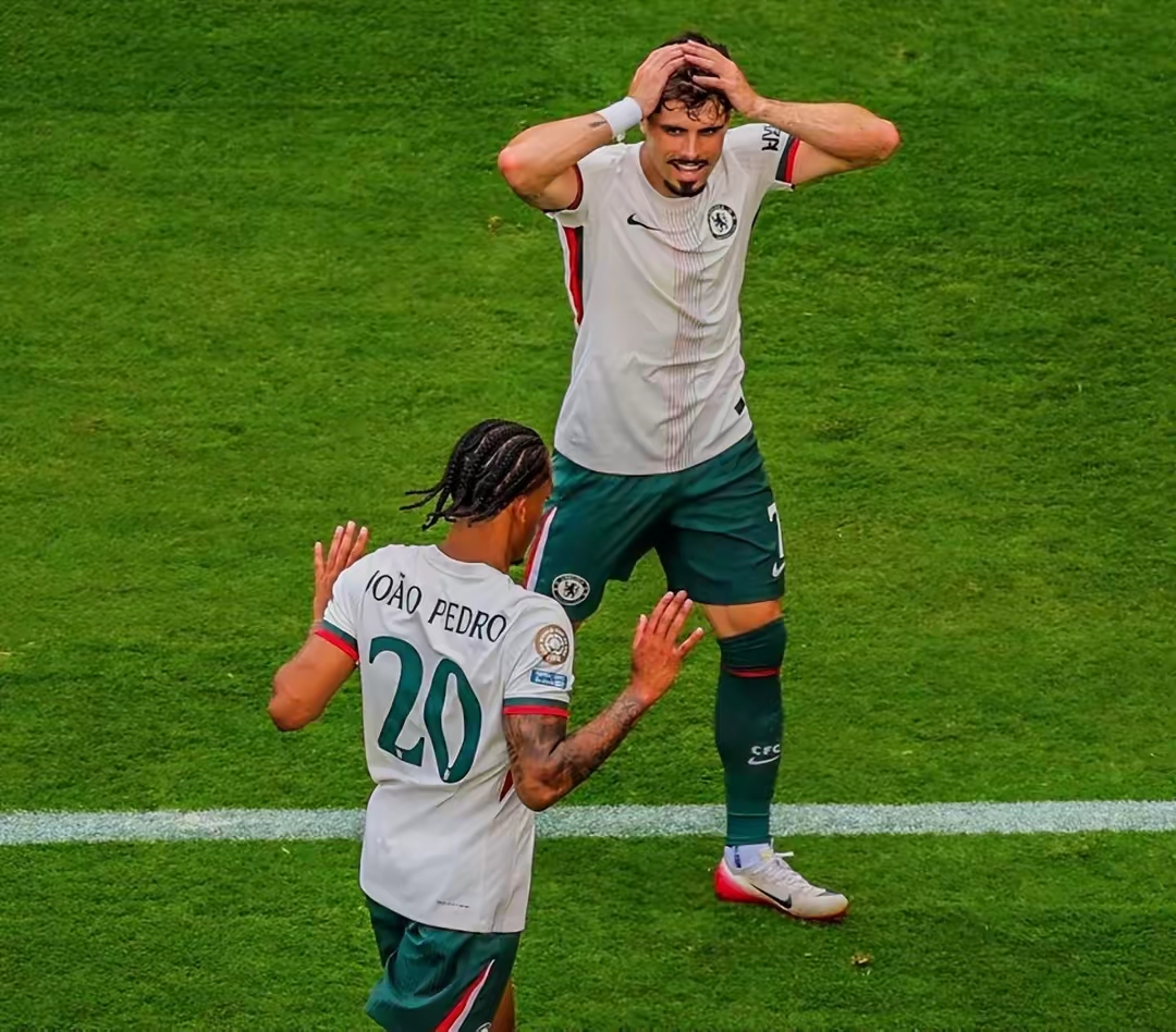 包含佩里西奇表示：尤文球员互相支持，团结一致的词条